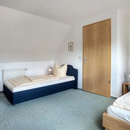 Ostseewelle Whg 7 * Цингст